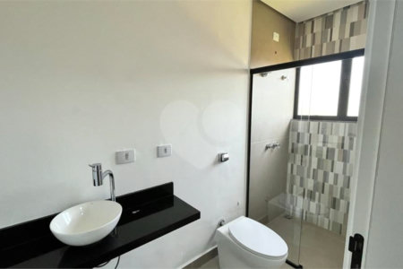 Casa à venda com 4 quartos, sendo 3 suítes, no condomínio Campos do Conde Sorocaba, Sorocaba - SP