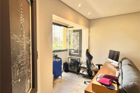 Apartamento à venda com 3 quartos, sendo 1 suíte,  em Vila Paulicéia, São Paulo, SP