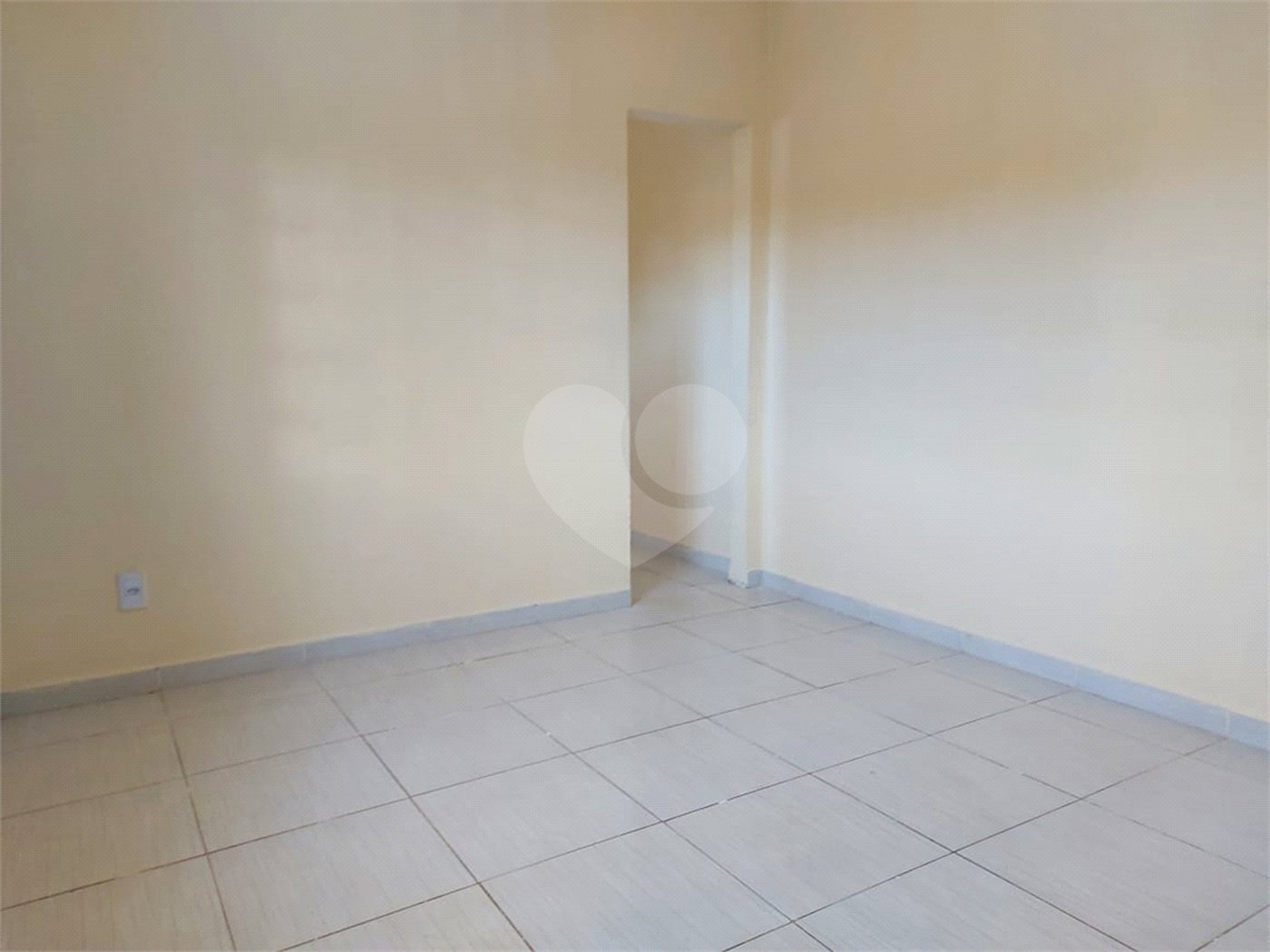 Casa à venda com 3 quartos, sendo 1 suíte, em Campo Grande, Rio de Janeiro, RJ