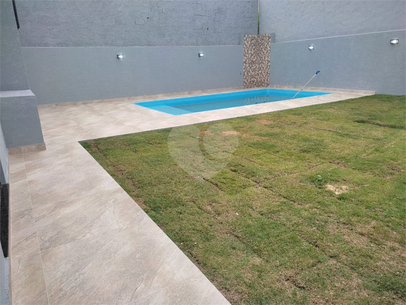 Casa à venda com 3 quartos, sendo 1 suíte,  em Loteamento Parque Residencial Serras de Atibaia II, Atibaia, SP