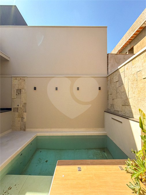 Casa à venda com 3 suítes no condomínio Residencial Dona Maria Candida, Indaiatuba - SP