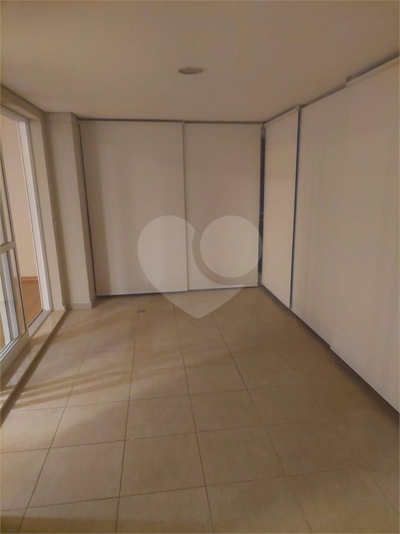 Apartamento à venda com 3 quartos, sendo 2 suítes,  em Vila Andrade, São Paulo, SP