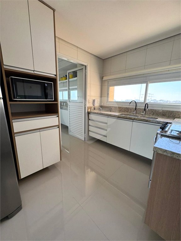Apartamento para alugar com 4 quartos, sendo 3 suítes,  em Vila Gomes Cardim, São Paulo, SP