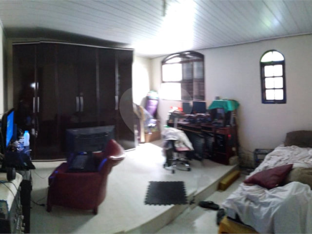 Casa Térrea à venda com 4 quartos, sendo 1 suíte,  em Vila Medeiros, São Paulo, SP