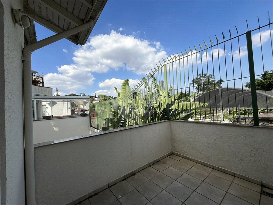 Casa para alugar com 4 quartos, sendo 2 suítes, no condomínio Porto Fino, São Paulo - SP
