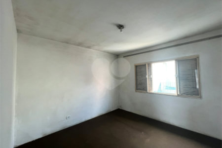 Casa à venda com 3 quartos em Vila Vitória, Mogi das Cruzes, SP