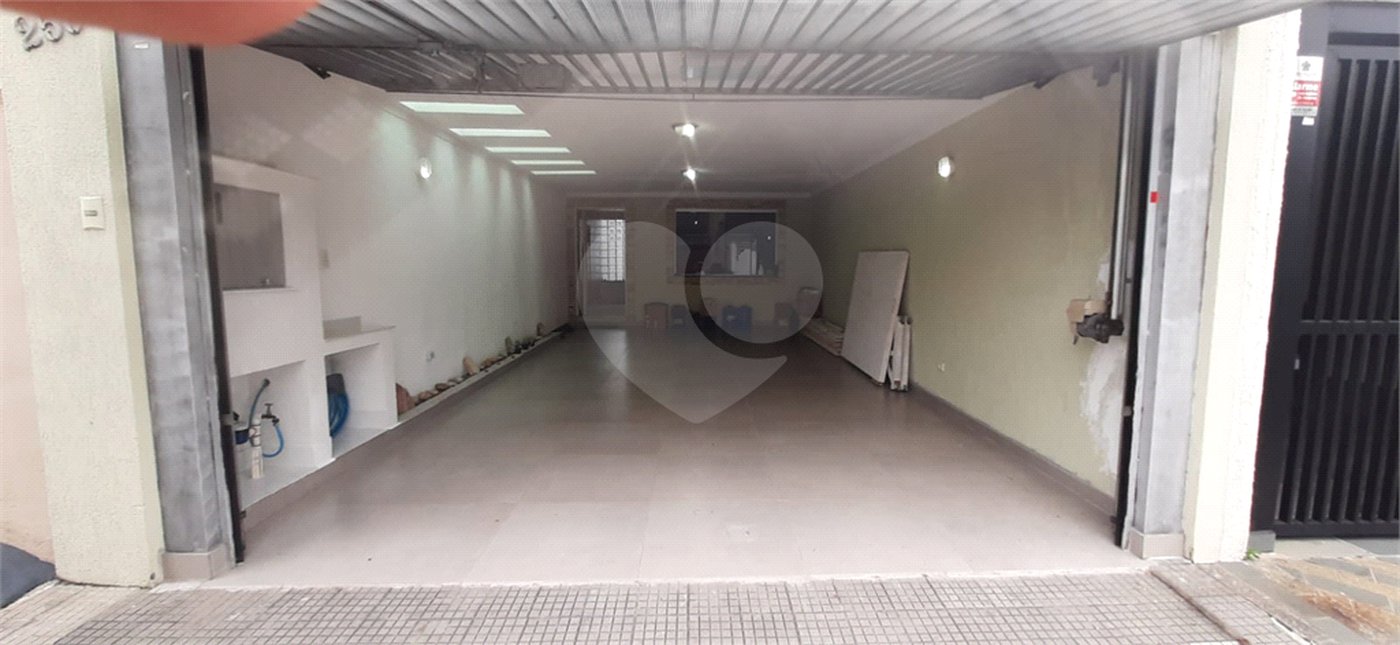 Sobrado à venda com 4 quartos, sendo 1 suíte, em Vila Lúcia, São Paulo, SP