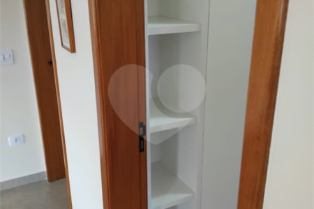 Casa à venda com 3 quartos, sendo 1 suíte,  em Loteamento Jardim Solares, Atibaia, SP