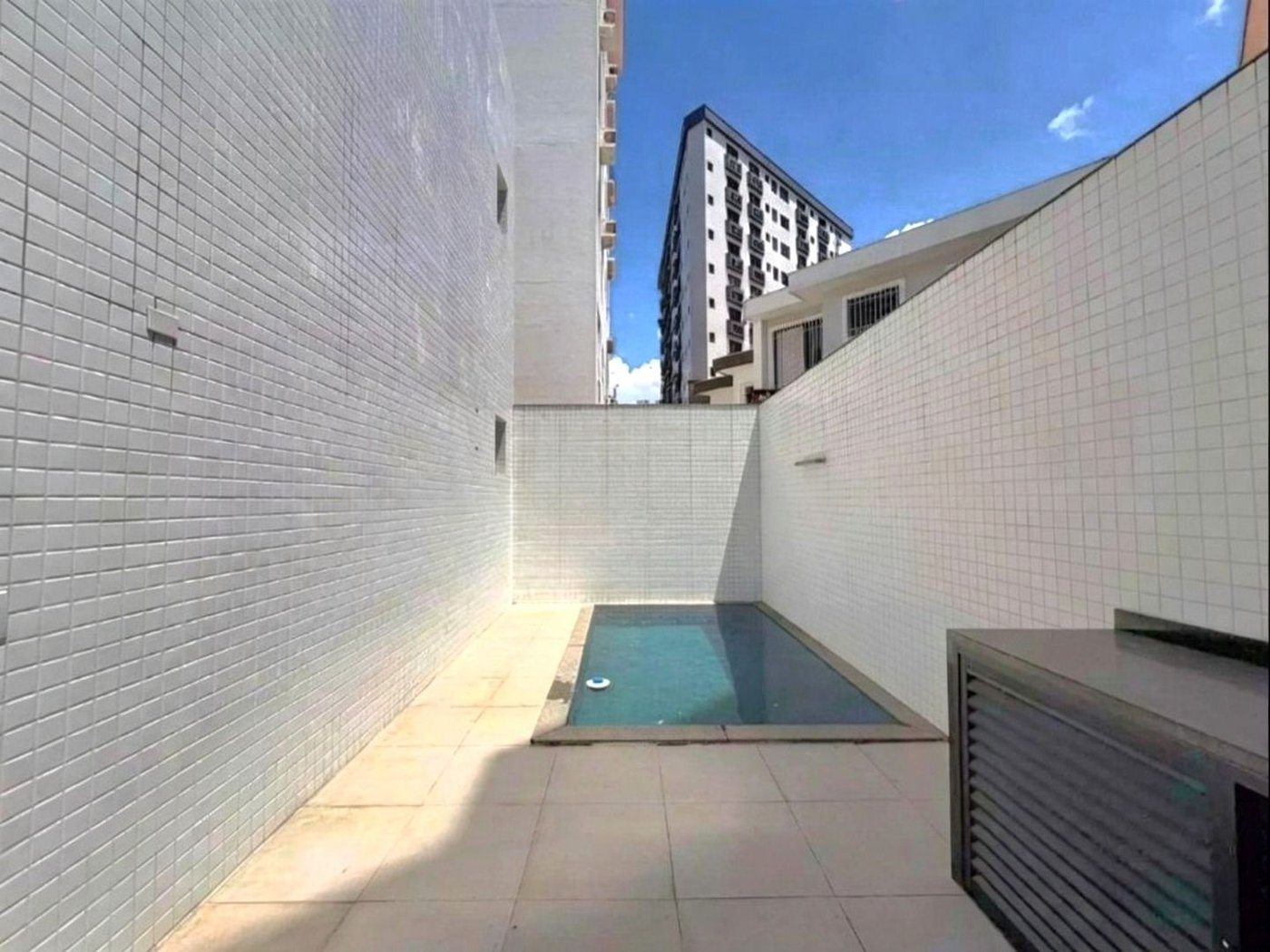 Casa com 3 dormitórios à venda, 202 m² por R$ 1.199.000 - Aparecida - Santos/SP