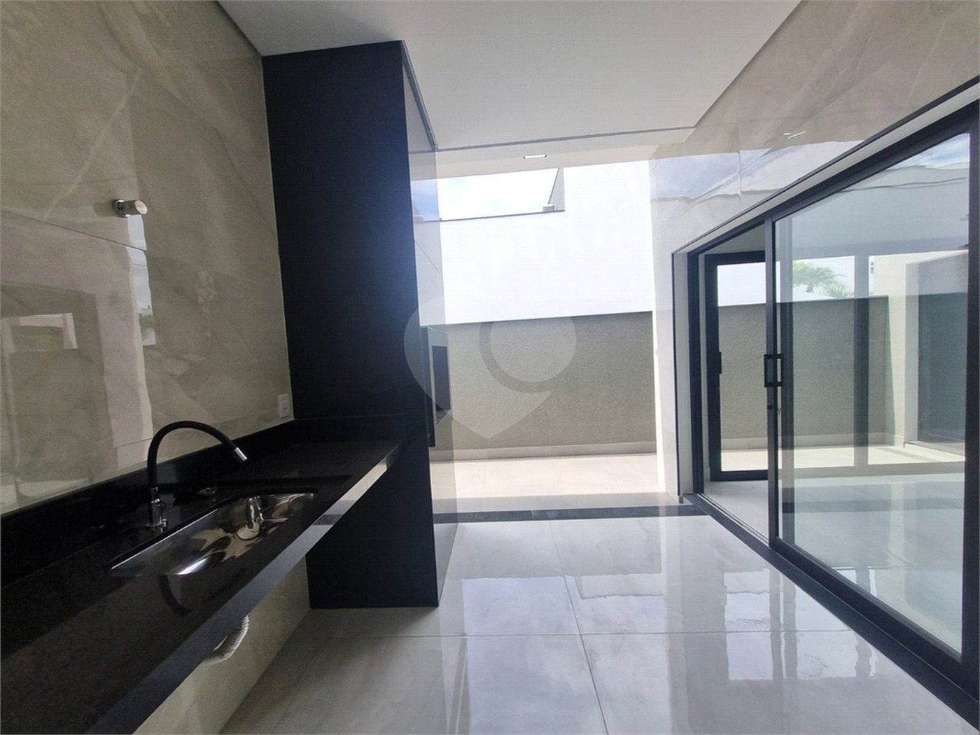 Casa à venda com 3 quartos, sendo 1 suíte,  no condomínio Reserva Ipanema I, Sorocaba - SP