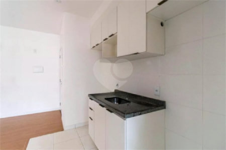 Apartamento à venda com 2 quartos em Cambuci, São Paulo, SP