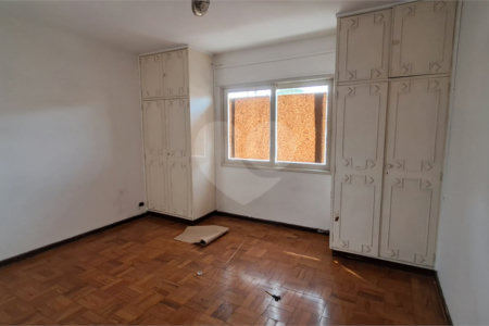 Sobrado à venda com 3 quartos em Água Fria, São Paulo, SP
