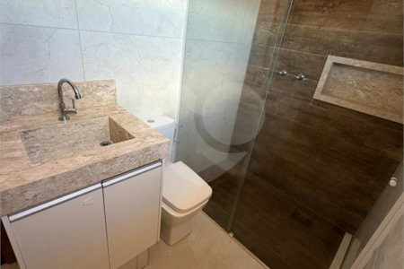 Sobrado à venda com 4 quartos, sendo 1 suíte,  em Jardim Santa Rosa, Araraquara, SP