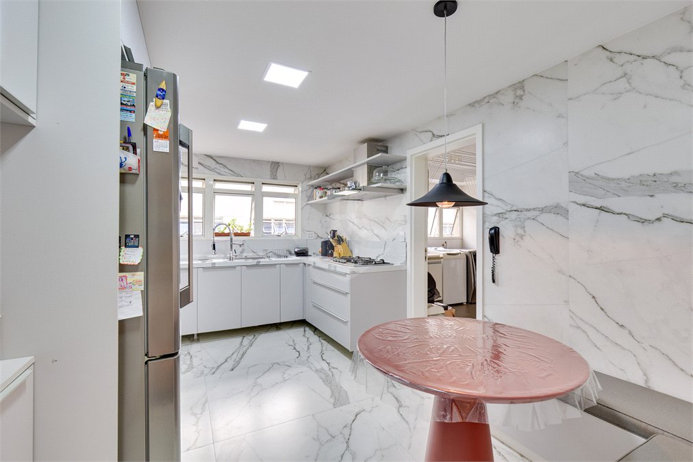 Apartamento à venda ou para alugar com 4 suítes em Alto da Boa Vista, São Paulo, SP