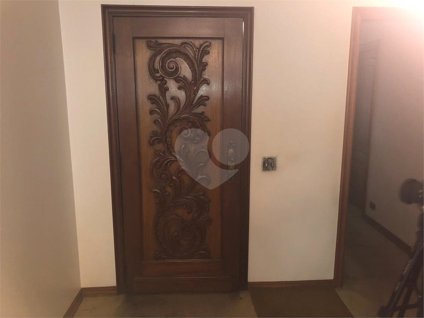 Apartamento localizado no Bairro Nobre de Higienópolis