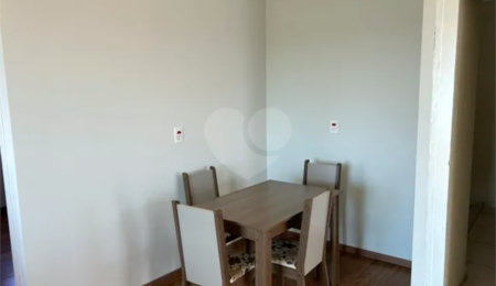 Cobertura à venda com 3 quartos, sendo 1 suíte,  em Vila Brasília, São Carlos, SP