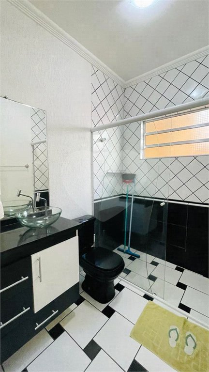 CASA A VENDA NA CIDADE SALVADOR COM 150M², 2 DORMITÓRIOS, 1 BANHEIRO, 2 VAGAS, JACAREI/SP.
