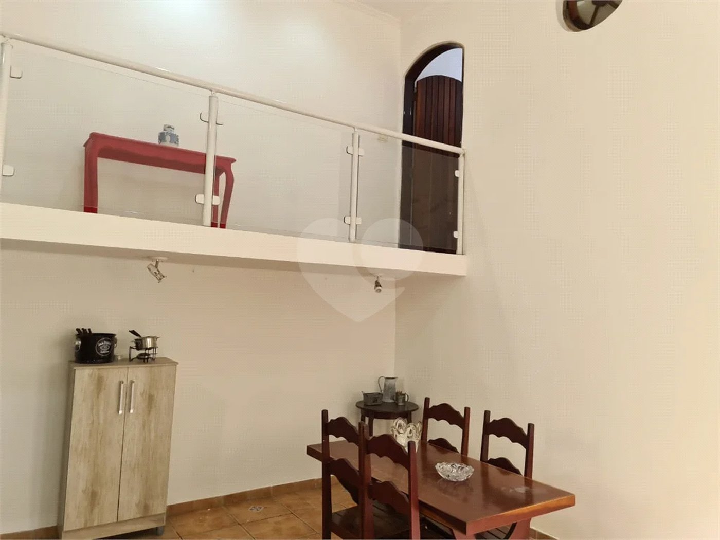 Casa à venda na Vila Esperança com 230m² 3 dormitórios 1 suíte 3 banheiros 3 vagas