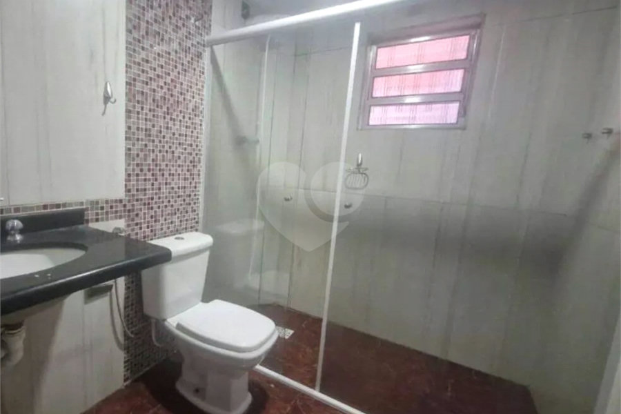 Sobrado à venda com 8 quartos em Vila Guarani, São Paulo, SP