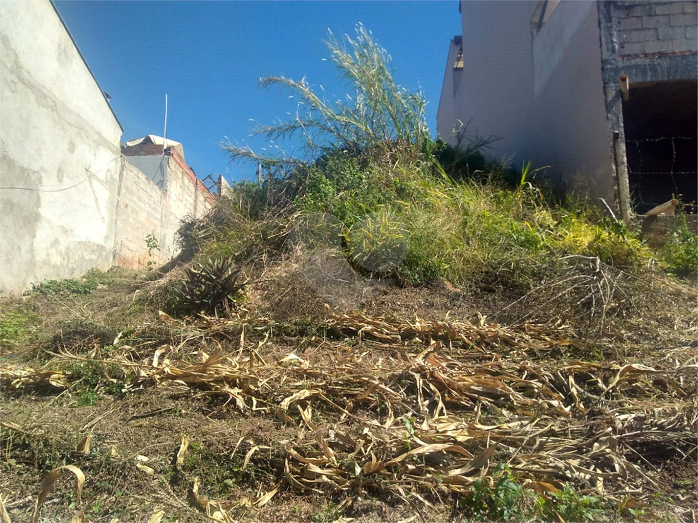 Terreno à venda em Loteamento Shangrilá, Valinhos, SP