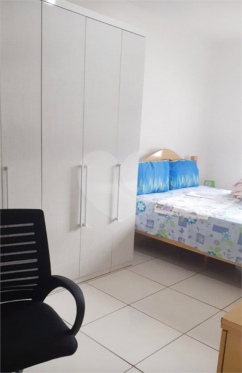 Casa à venda com 7 quartos, sendo 1 suíte, em Aliança, Osasco, SP