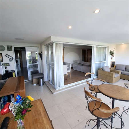Apartamento à venda com 3 suítes em Jardim Marajoara, São Paulo, SP