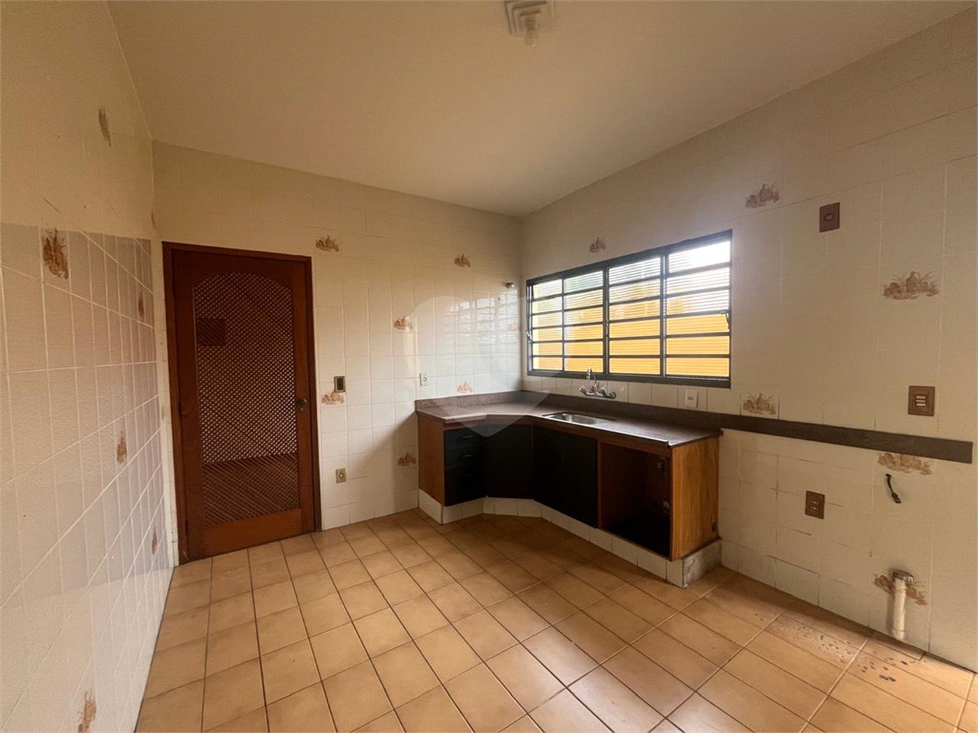Casa à venda com 5 quartos, sendo 1 suíte, no Centro, Itapetininga, SP