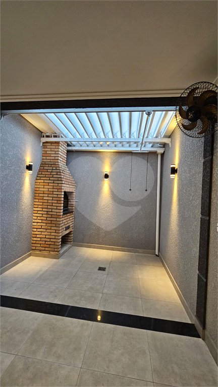 Sobrado à venda com 3 suítes em Jardim Mangalot, São Paulo, SP