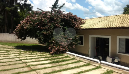 Casa à venda com 8 quartos, sendo 4 suítes,  em Santa Inês, Mairiporã, SP