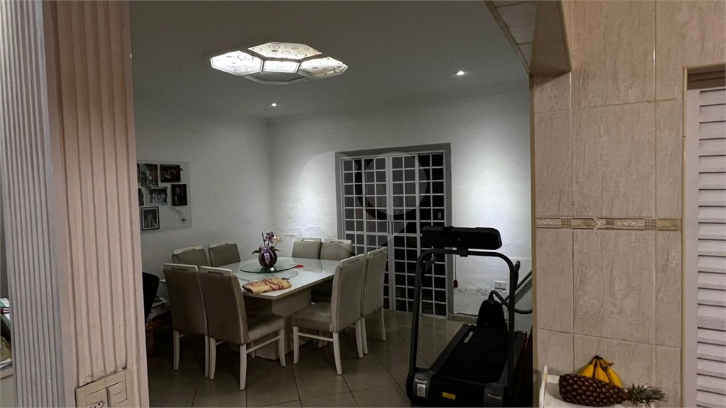 Sobrado à venda com 3 quartos em Cidade Kemel, São Paulo, SP