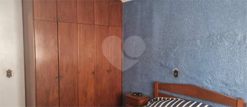Sobrado à venda com 4 quartos, sendo 2 suítes,  em Recreio Maristela, Atibaia, SP