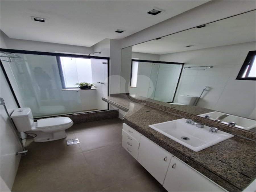 Apartamento à venda com 2 quartos, sendo 1 suíte,  em Barra da Tijuca, Rio de Janeiro, RJ