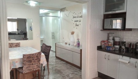 Sobrado à venda com 3 quartos, sendo 1 suíte,  em Jardim Santa Beatriz, Guarulhos, SP