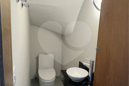 Sobrado à venda com 3 quartos, sendo 1 suíte, em Vila Bela Vista (zona Norte), São Paulo, SP