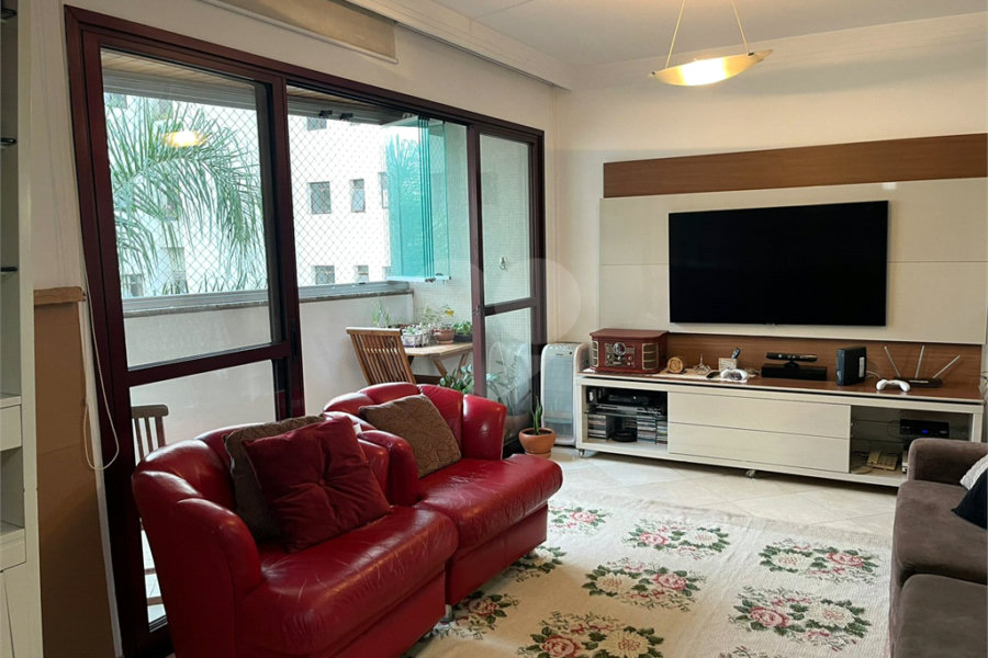 Apartamento à venda com 3 quartos, sendo 1 suíte, em Santana, São Paulo, SP