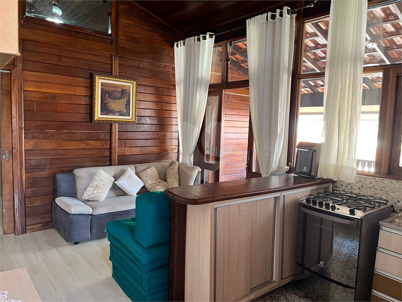 Casa Térrea à venda com 5 quartos, sendo 3 suítes,  em Vila Oliveira, Mogi das Cruzes, SP