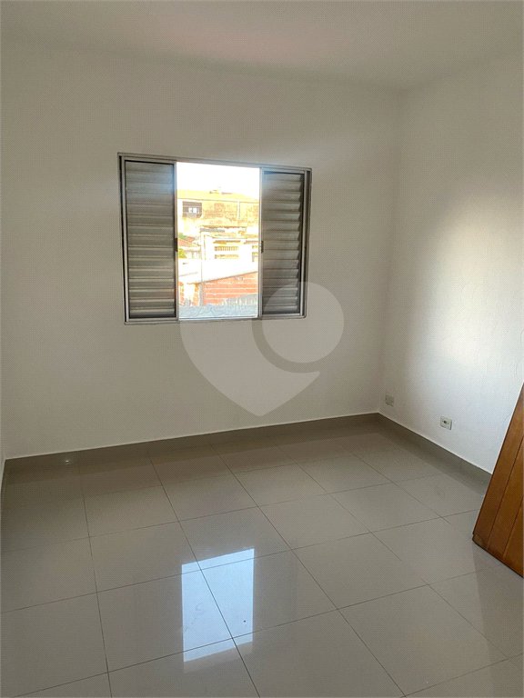 Sobrado à venda com 2 quartos em Jardim Monte Cristo, Suzano, SP