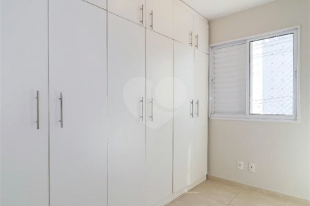 Apartamento à venda com 3 quartos, sendo 1 suíte, em Parque Reboucas, São Paulo, SP