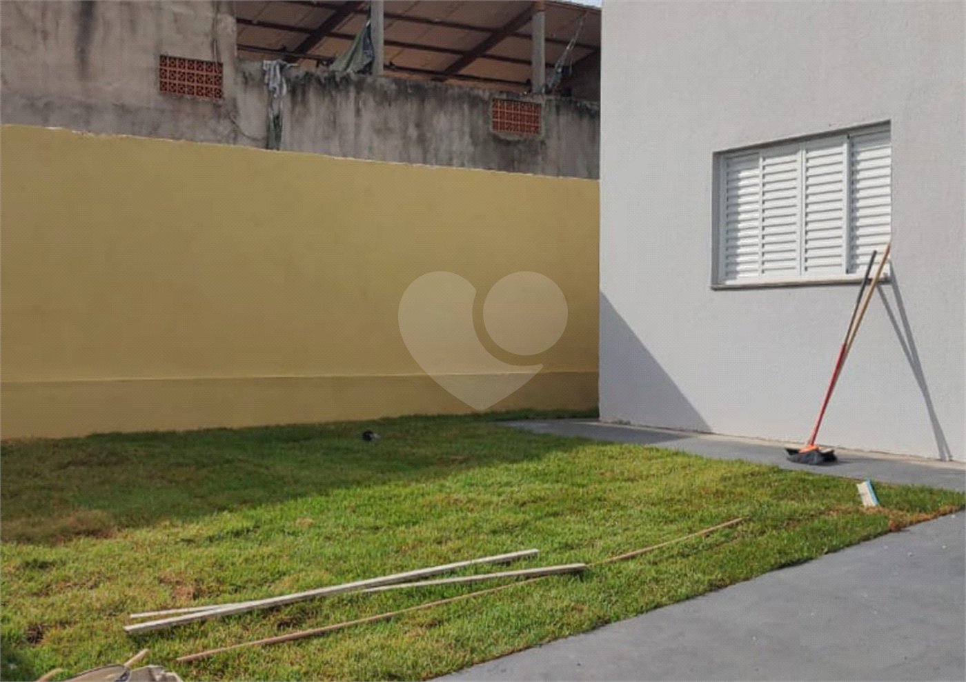 Casa Térrea à venda com 3 quartos, sendo 1 suíte, em Jardim Jockey Club, Cuiabá, MT
