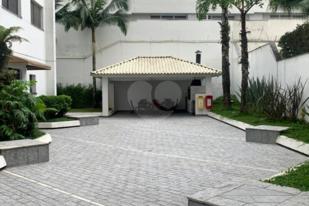 Apartamento à venda com 3 suítes em Vila Suzana, São Paulo, SP
