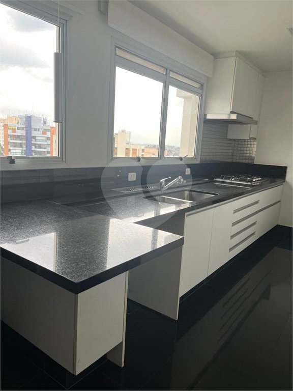 Apartamento à venda com 3 suítes em Vila Andrade, São Paulo, SP