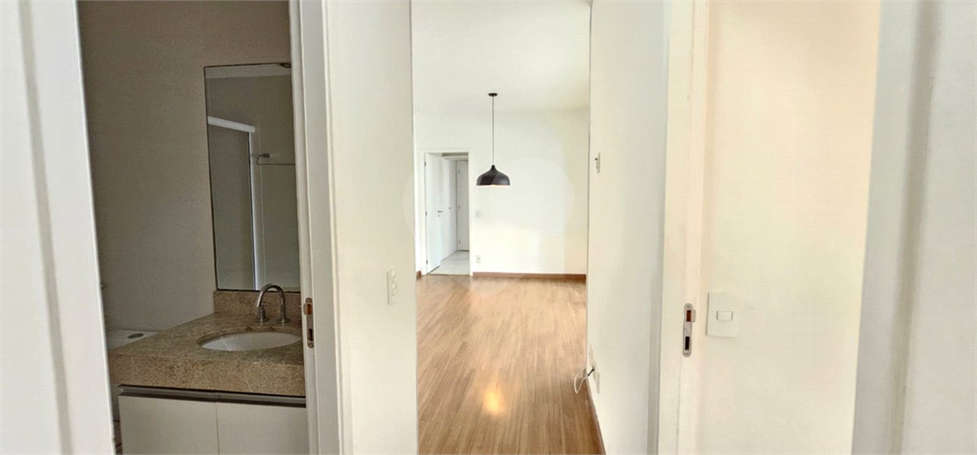 Apartamento à venda com 3 quartos, sendo 1 suíte, em Água Branca, São Paulo, SP