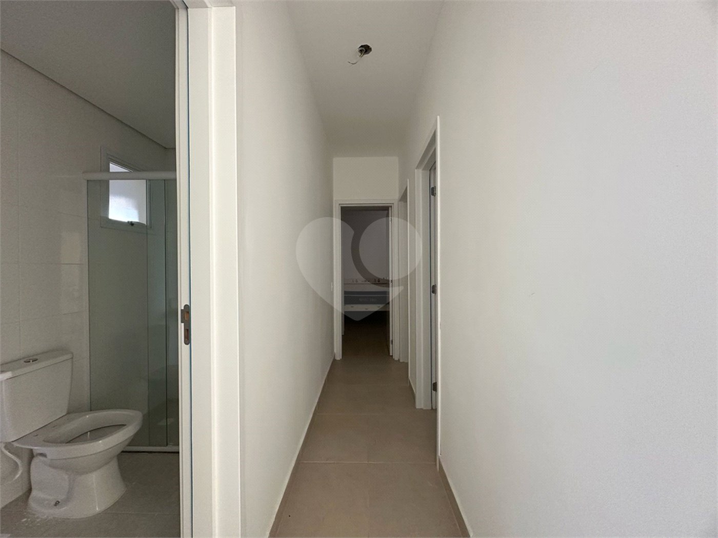 Apartamento à venda com 3 quartos, sendo 1 suíte, em Vila Macia, Itapetininga, SP