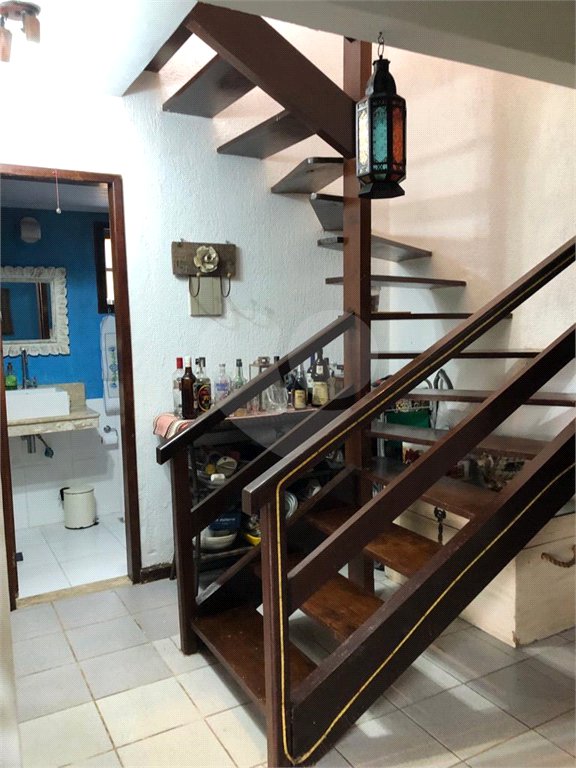 Casa à venda com 3 quartos, sendo 1 suíte,  em Praia Rasa, Armação dos Búzios, RJ