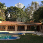Sobrado à venda ou para alugar com 4 suítes em Alto da Boa Vista, São Paulo, SP