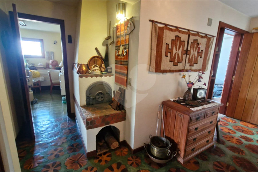Sobrado à venda com 4 quartos, sendo 1 suíte, em Tremembé, São Paulo, SP