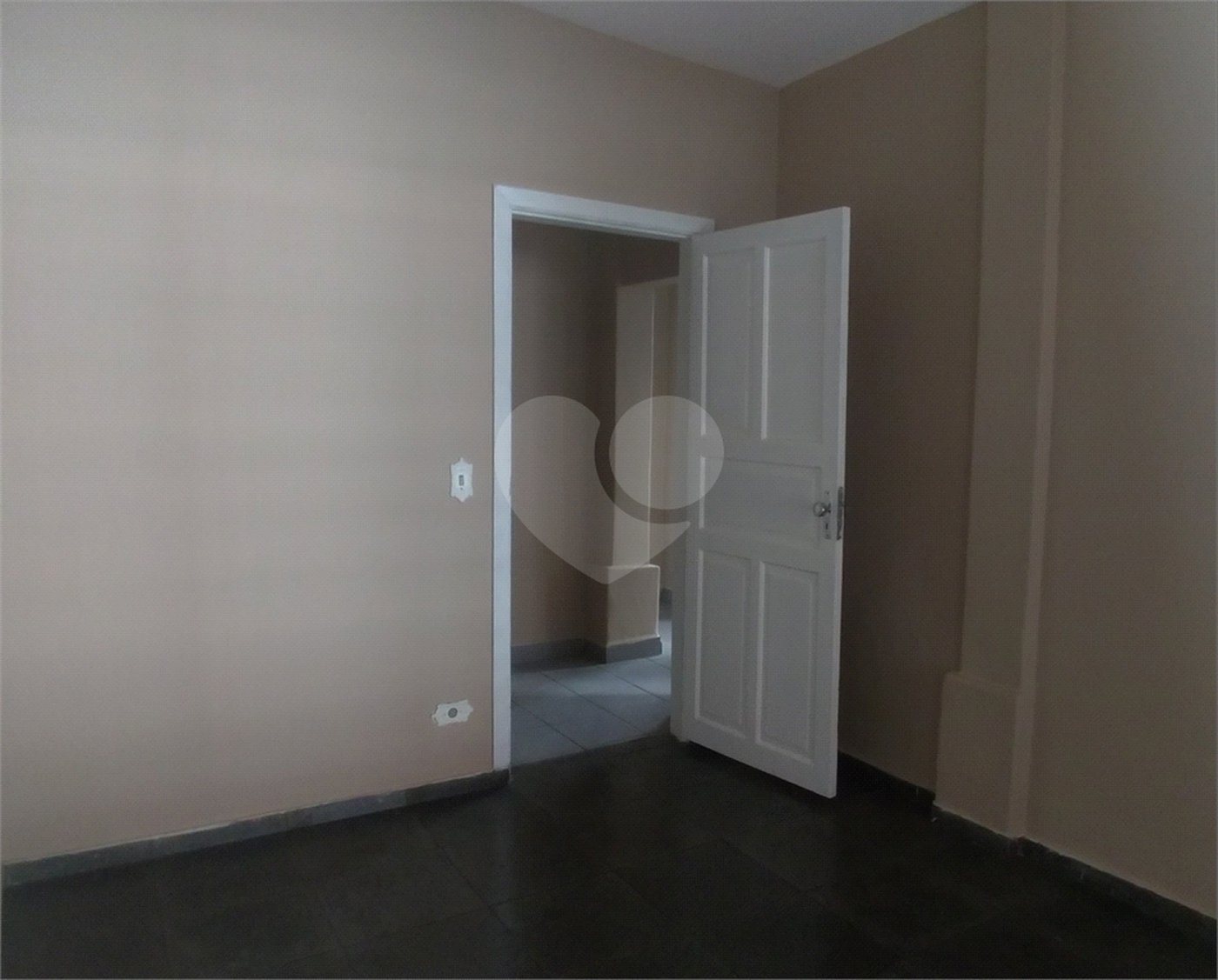 Casa Térrea à venda com 3 quartos, sendo 1 suíte, em Horto, São Paulo, SP