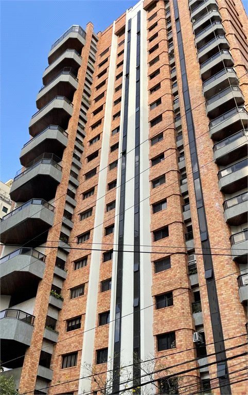 Apartamento à venda com 4 suítes em Vila Suzana, São Paulo, SP