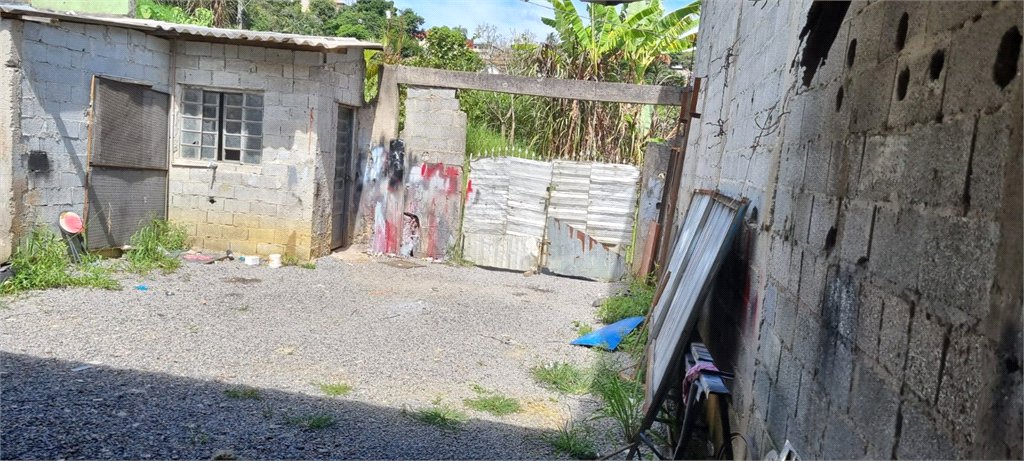 Terreno à venda com 1 quarto em Serra da Cantareira, Mairiporã, SP