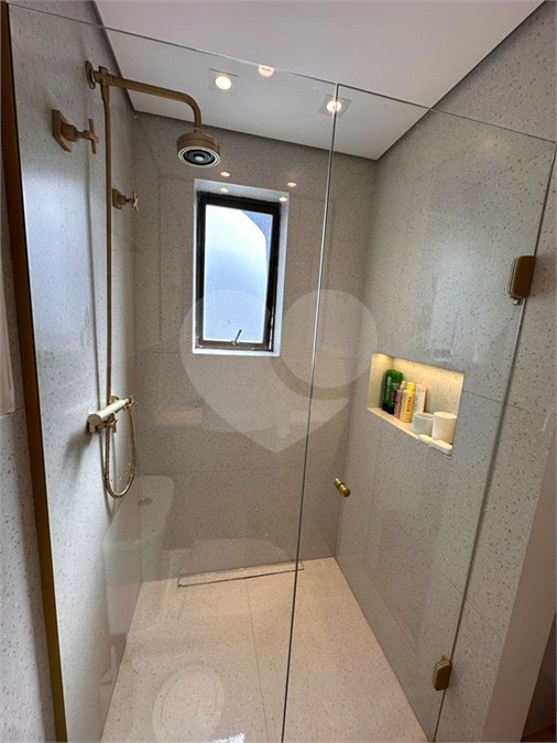 Apartamento para alugar com 3 quartos, sendo 2 suítes, em Moema, São Paulo, SP